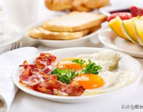 早餐到底是吃飽，還是吃少？給糖友推薦一份“早餐指南”