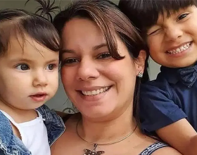 遭遇船難後，委內瑞拉母親用母乳救下孩子，在得救前一刻去世