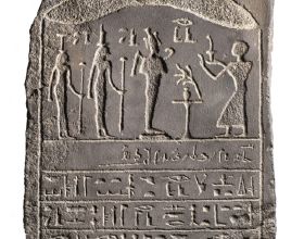 尼羅河來信｜普內比米爾石碑：托勒密埃及的聖與俗