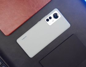 新疆大哥賣&OpenCurlyDoubleQuote;假貨&rdquo;，5元一份比真的還香，客人跑800裡專門來吃