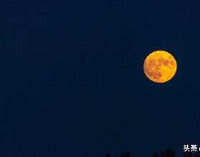 今年中秋“十五的月亮十五圓”，你跟誰一起賞月？