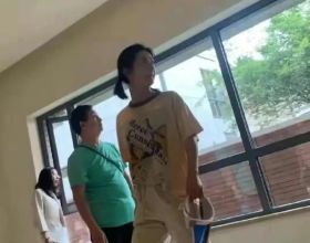 那 些 清 醒 又 現 實 的 文 案