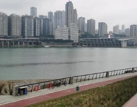 iPhone 14渲染圖曝光：14仍用劉海屏、14Pro改用打孔屏