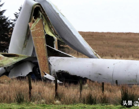 花3千塊買個倉庫，第二天咋就躺賺了4500萬？