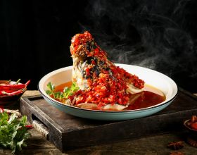 壇椒魚頭王-舌尖上的美食