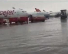 超1000毫米！印度首都新德里機場被淹，雨帶到底是北移還是南移？