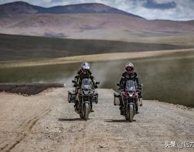 7000公里穿越西藏新疆，本田CB400X超長途摩旅中的真實表現