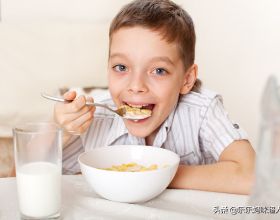 怎樣給孩子準備早餐才不頭痛，推薦幾款自家寶寶愛吃的早餐：