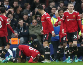 神童歸來，穆科科閃耀普魯士德比