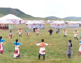「走進鄉村看小康」旅遊帶動藏寨發展 藏寨尕秀村“秀一秀”