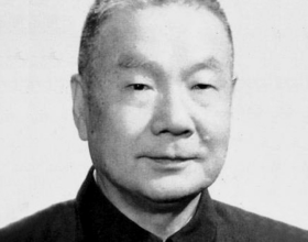 張平化：曾任358旅政委，按資歷能授上將，卻因離開軍隊錯過授銜