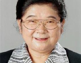 新中國首位女省長顧秀蓮：出身農民做到副國級，如今85歲依舊工作