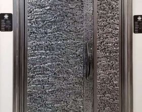 全球限量99輛 JeffKoons寶馬8系藝術車釋出