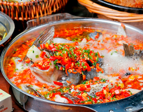 湖南最出名的12道名菜，香辣可口，又鮮又嫩，自己在家也能輕鬆做