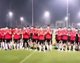 有心了！國足全隊祝中國球迷中秋節快樂 張琳芃尹鴻博兩將慢跑恢復