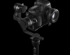 飛宇新品《蠍子》上手體驗測評，操控簡單易上手的專業相機穩定器