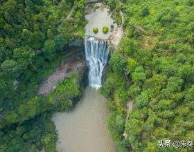 文成新晉5A景區，其核心景區最著名的一個，堪稱“中華第一高瀑”