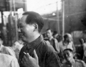 1945年重慶談判，毛主席提出整編16個軍，蔣介石：最多保留12個師