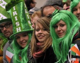 失去母語的民族：愛爾蘭人為何拋棄愛爾蘭語，以說英語為榮？