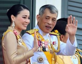 泰國國王的生活有多奢侈？