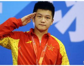 全運會乒乓男團：樊振東逆轉，林高遠周啟豪輸球，廣東隊晉級遇險
