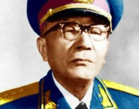 59年毛澤東約談黃克誠，閒聊中提到林彪：難道四平保衛戰打錯了？