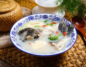 愛喝魚頭湯的收藏了，廣東養生靚湯，湯白味鮮，營養美味