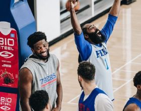 康奈爾大學開發Speechin 智慧項鍊，可識別佩戴者的唇語