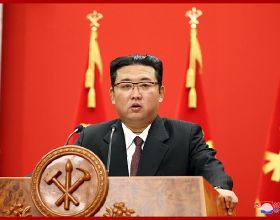 金正恩在朝鮮建黨紀念日發表講話：將著手恢復國家經濟，解決人民衣食住行問題