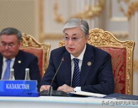 哈薩克總統：海上運輸戰略太脆弱，有必要解決阻礙上合過境運輸問題