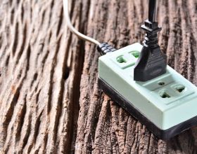 財聯社2月19日電，據俄羅斯衛星通訊社：俄羅斯羅斯托夫地區因頓巴斯難民湧入而進入緊急狀態