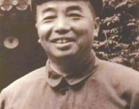 毛主席曾建議不渡湘江，彭德懷也有類似建議，沒被採納致血戰湘江