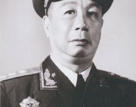 陳士榘反對粟裕計劃，越級報告中央，引出華東戰場毛澤東生花妙筆
