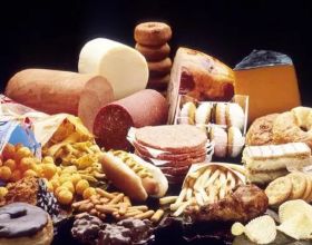 每年導致約50萬人死亡的反式脂肪酸，它們藏在哪些食物中？要少吃