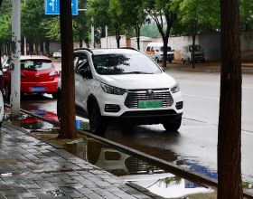 人間最美的溫情，是一碗雞湯的溫暖