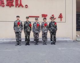 5朵“姐妹花”：全部考入北京頂尖985，如今同時成“最酷女兵”！