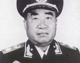 劉復之：鄧小平的秘書，1983年任公安部部長，享年96歲