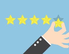 世界女乒冠軍梁麗珍：一生未婚，晚年獨居養老院，除夕夜孤獨去世