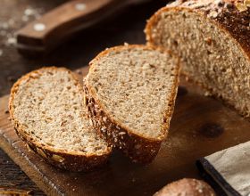 全麥麵包不能長期吃！內含麥胚凝集素，膳食纖維不能這麼補