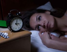 半夜經常失眠，難入睡？這4種疾病，或是你凌晨醒來的幕後真兇