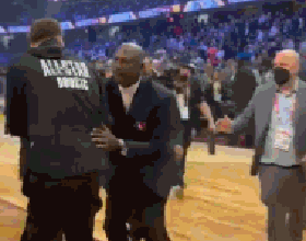 女排老牌重炮被排超豪門看中！天津上海深圳被猜測，或將來華打球