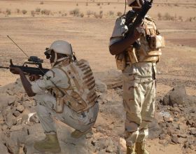 中國步槍悄然出口，蘇丹要搞“未來戰士”，為何點名要97式步槍？