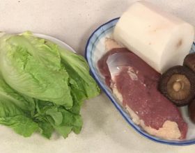寶貝挑食不愛吃蔬菜怎麼搞系列之簡單食材菜（1）——鴨肉蘿蔔卷