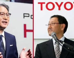 國足隊內人士：李霄鵬告訴隊員輸球責任在他 讓大家放開手腳