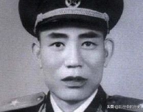紅樓夢：平兒對賈璉，到底有沒有感情？