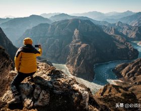 每經12點丨中國聯通對美國聯邦通訊委員會撤銷中國聯通美洲公司214牌照做出回應；報告：1月平均土地流拍率21%