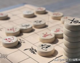 下中國象棋，要多想想、多看看