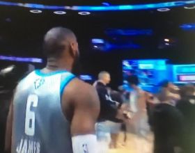 財聯社2月21日電，日本首相岸田文雄計劃最早於週一與美國總統拜登舉行電話會議