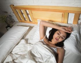 長期失眠無小事，可能會有這些影響，一定要重視