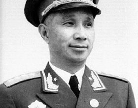1955年大授銜時解放軍八大總部的正副首長都是誰